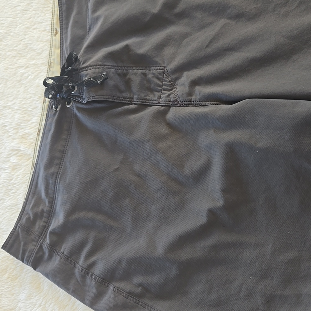 Patagonia Men's Shorts - Picture 11 of 13